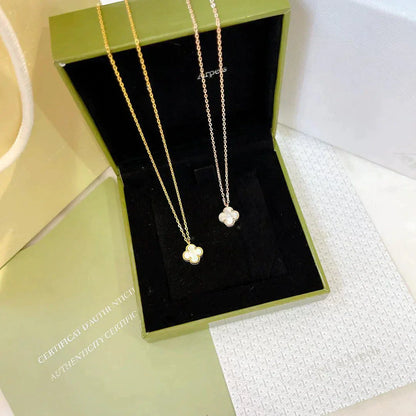 [Kincade Jewelrys]CLOVER MINI 9.5MM WHITE MOTHER-OF-PEARL NECKLACE