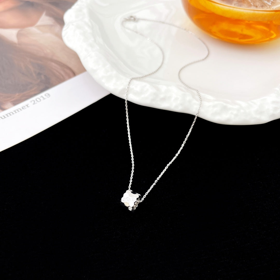 [Kincade Jewelrys]BEE MINI PEDANT DIAMOND NECKLACE