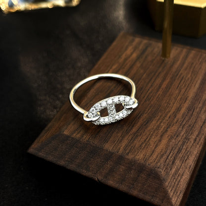 [Kincade Jewelrys] ANILLO DE PLATA CON DIAMANTES PEQUEÑOS Y RONDE