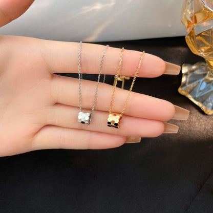 [Joyas Kincade] MINI COLLAR DE ABEJA