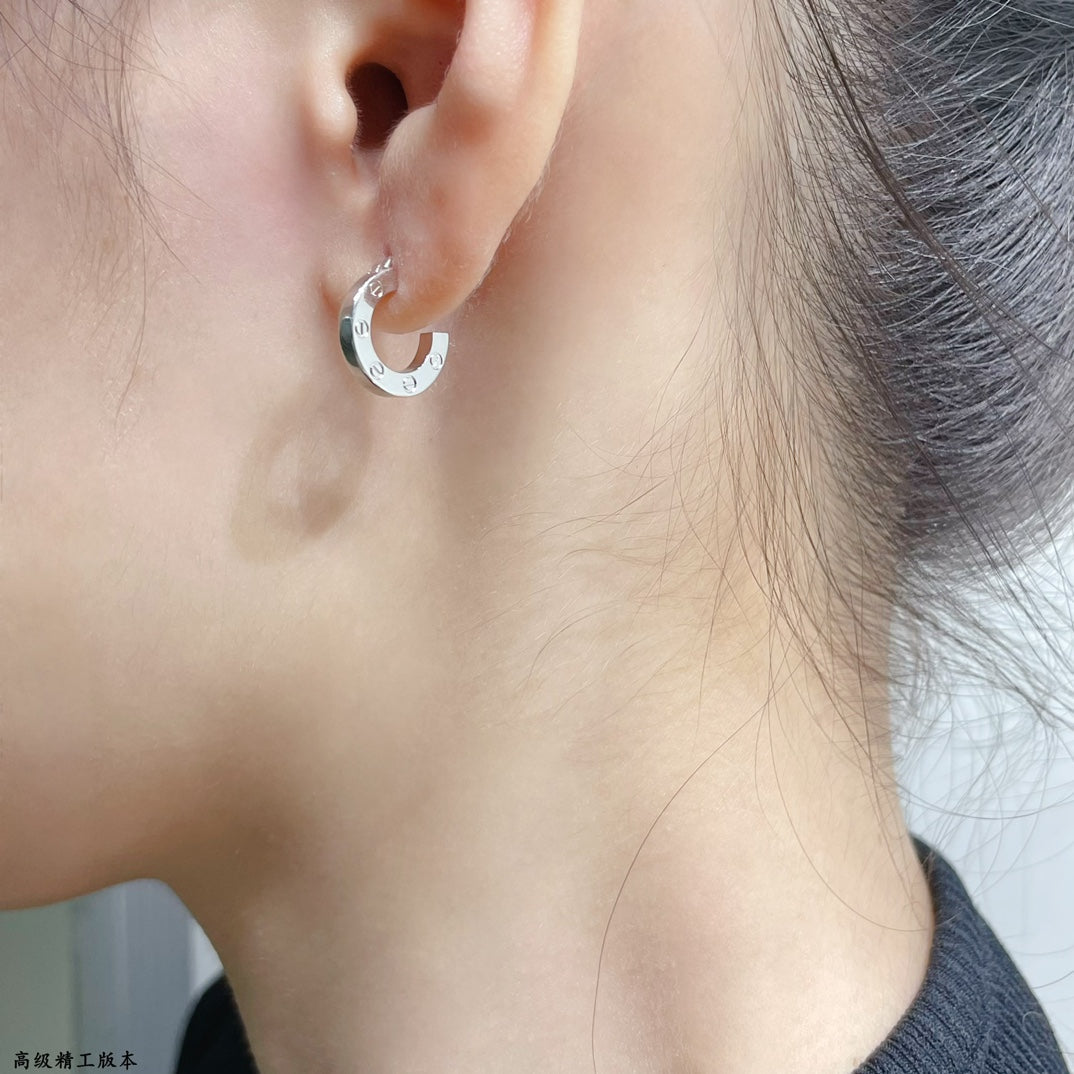 [Kincade Jewelrys]LOVE MINI EARRINGS