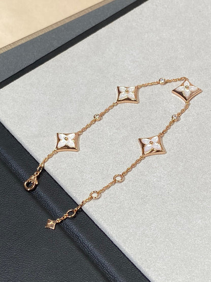 [Kincade Jewelrys] PULSERA DE ORO ROSA CON 4 ESTRELLAS Y DIAMANTES