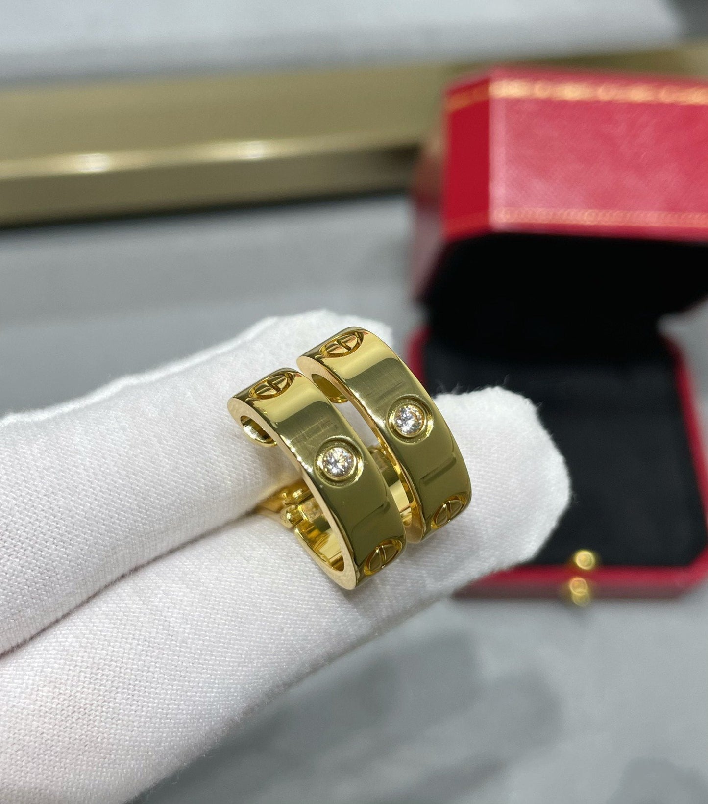 [Kincade Jewelrys]LOVE 5.5MM 1 DIAMOND EARRINGS