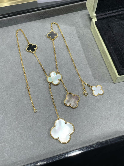 [Kincade Jewelrys] COLLAR DE ORO CON ÓNIX Y MOTIVO DE TRÉBOL DE 6 PIEZAS 