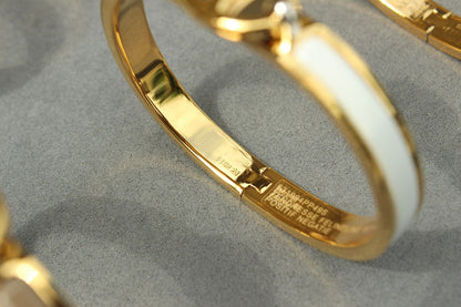 [Joyas Kincade]Pulsera de oro con cadena de clic