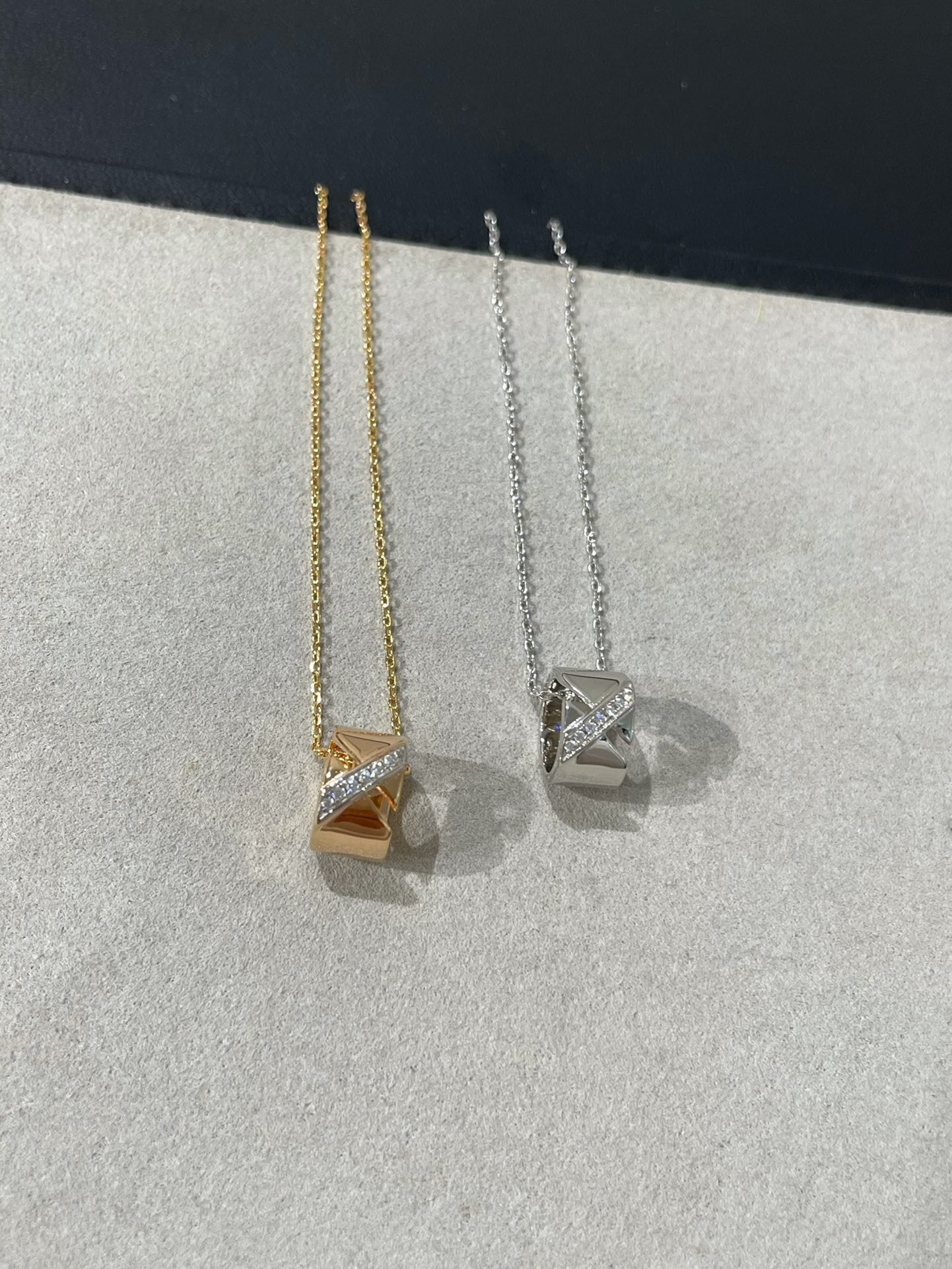 [Kincade Jewelrys]LIENS EVIDENCE DIAMOND NECKLACE