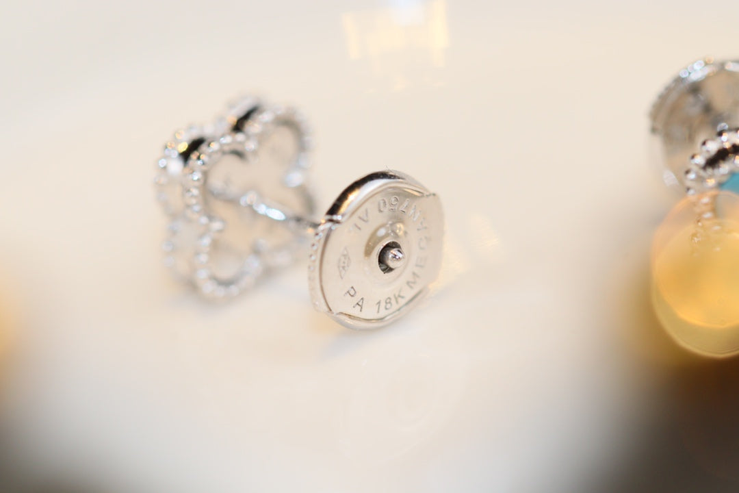 [Kincade Jewelrys]CLOVER MINI TURQUOISE SILVER STUD EARRINGS