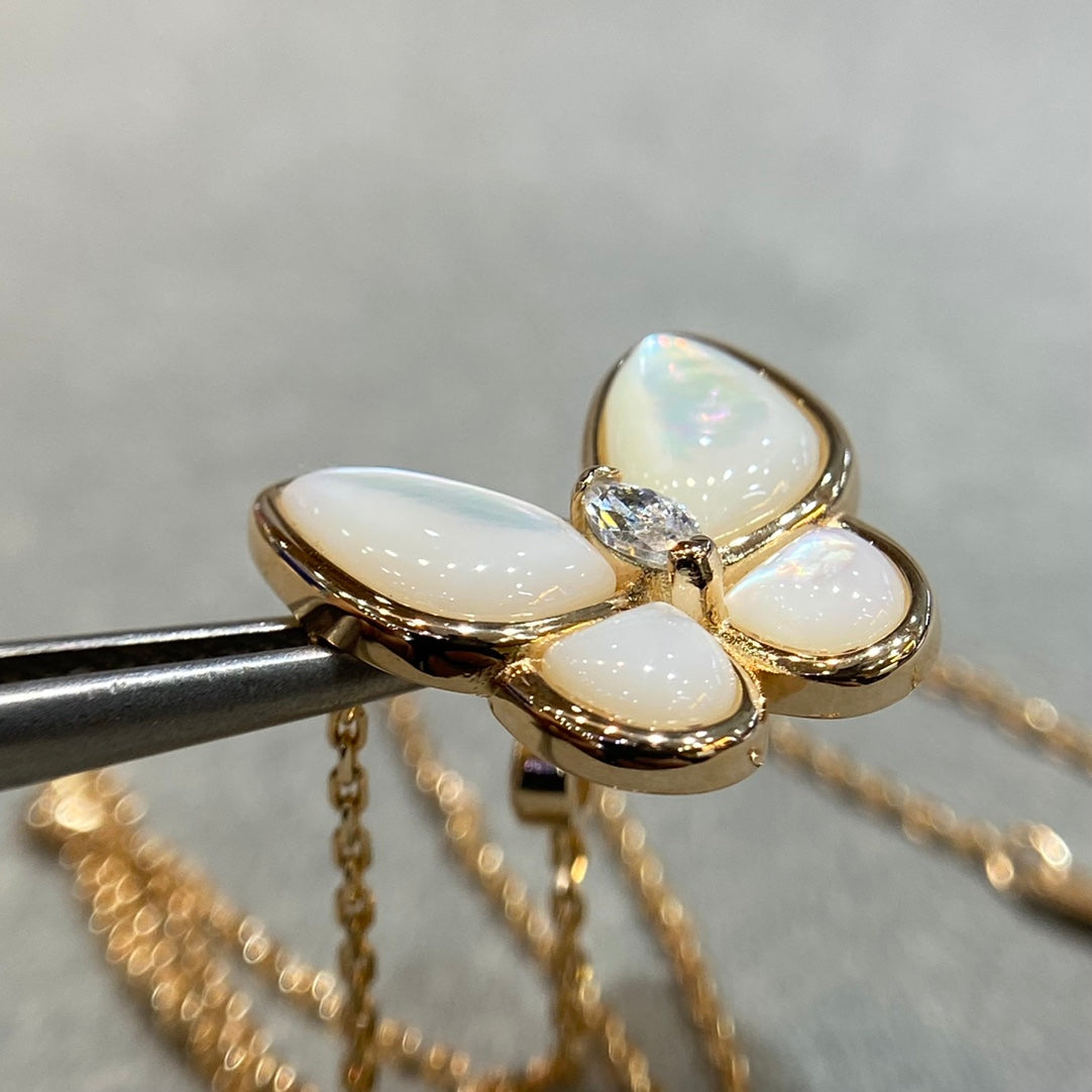 [Kincade Jewelrys]BUTTERFLY MOP DIAMOND NECKLACE
