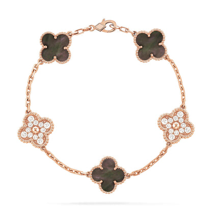[Kincade Jewelrys] PULSERA DE ORO ROSA CON 5 MOTIVOS DE TRÉBOL, AZUL OSCURO Y DIAMANTES 