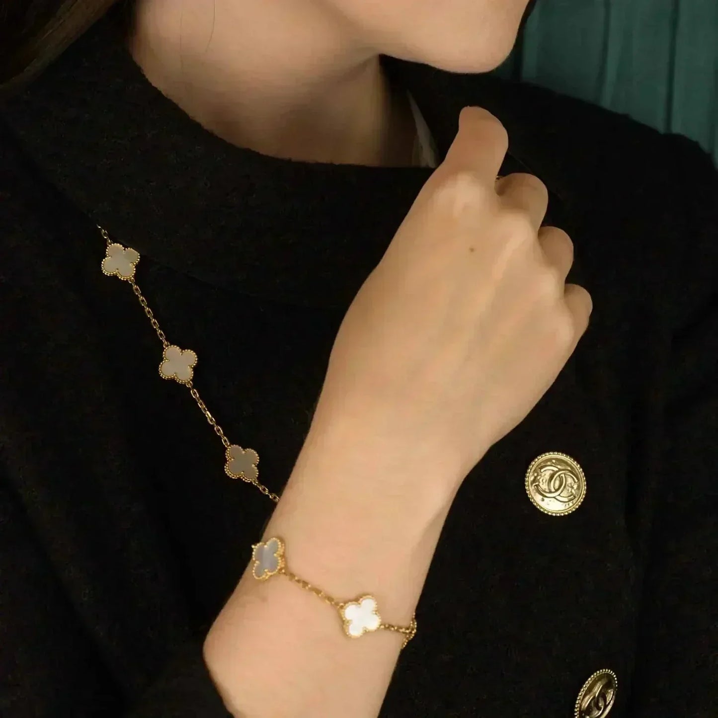 [Kincade Jewelrys]CLOVER  5 MOTIF WHITE MOP BRACELET