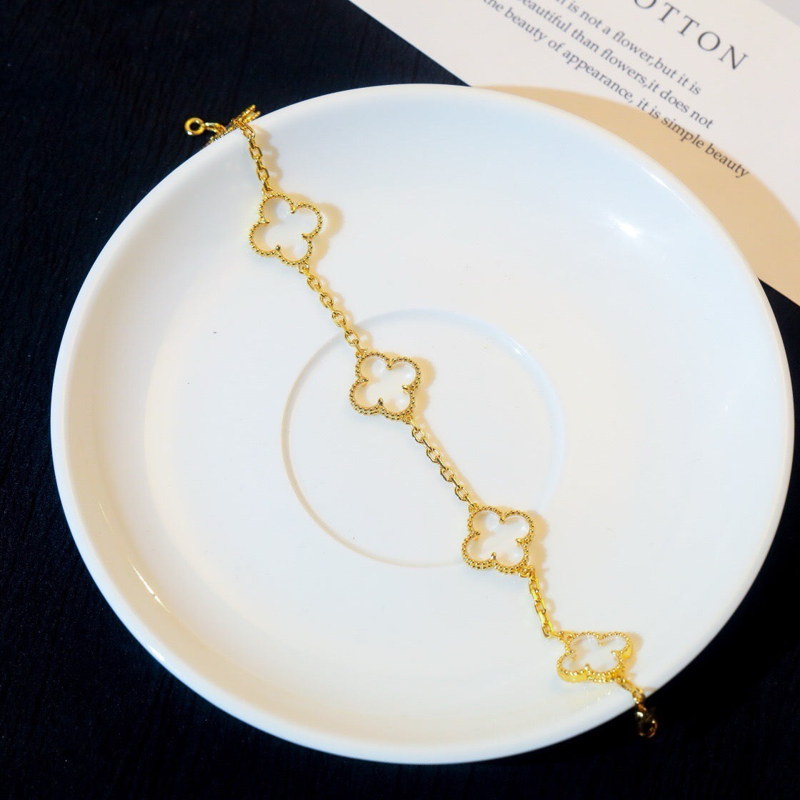 [Kincade Jewelrys]CLOVER 5 MOTIF ROCK CRYSTAL PINK GOLD BRACELET
