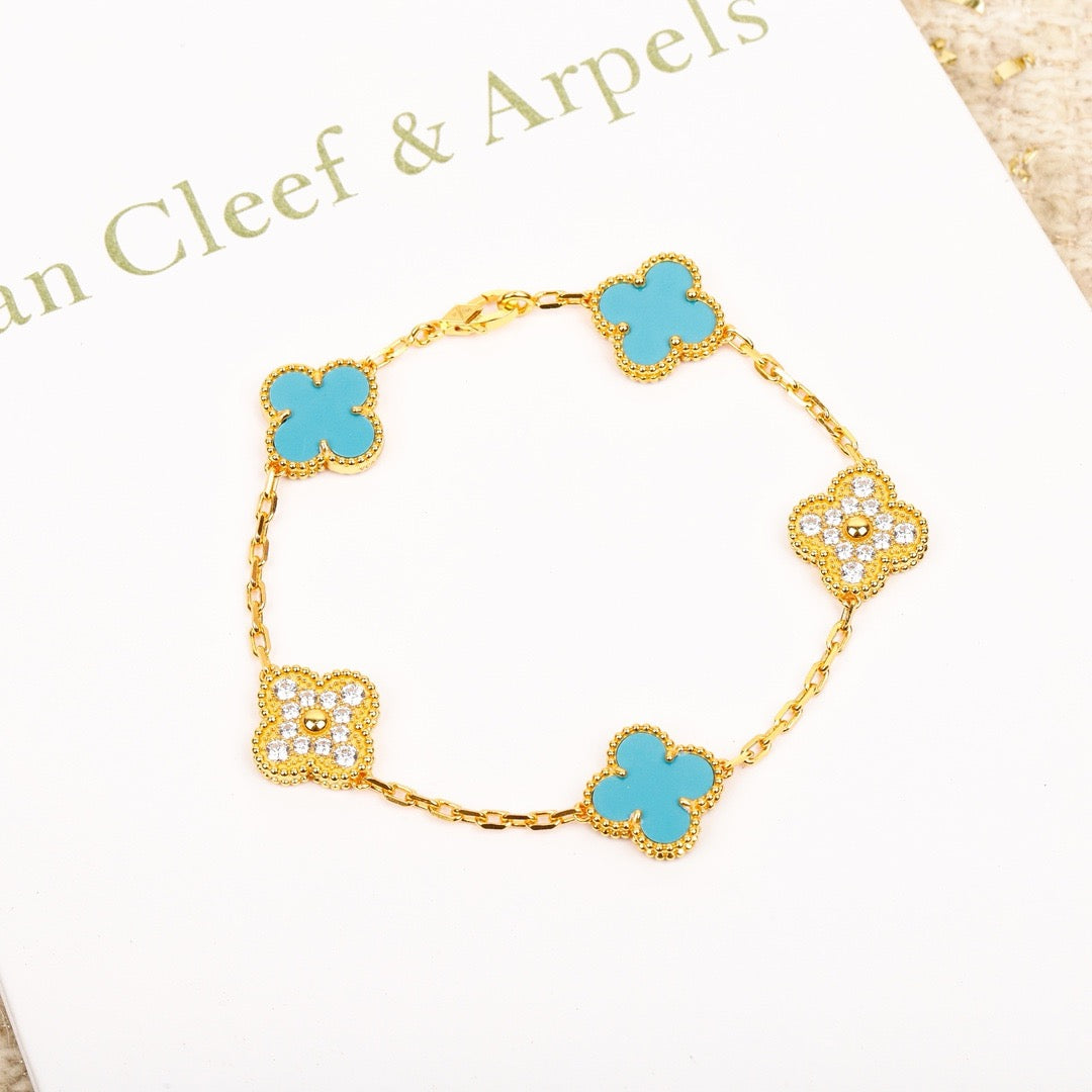 [Joyas Kincade]Pulsera de oro con diamantes turquesa y cinco motivos de trébol