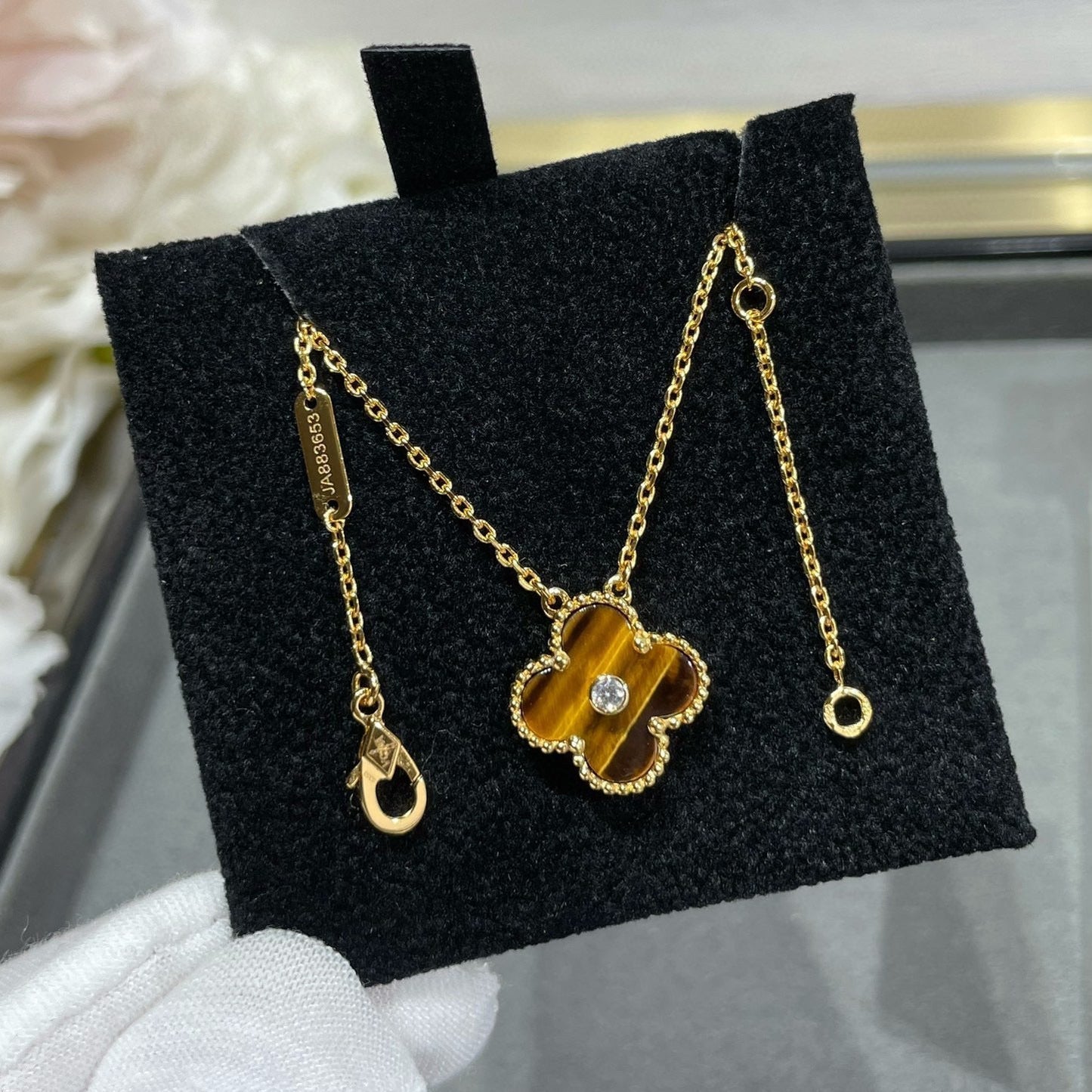 [Kincade Jewelrys]Collar de TRÉBOL de 15 mm con diamantes y ágata ojo de tigre amarilla