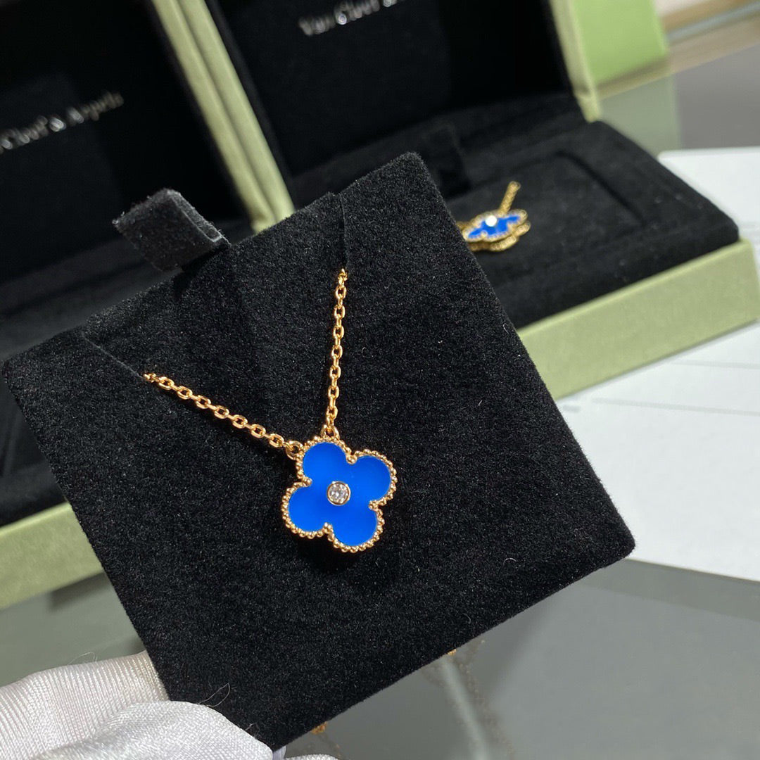 [Kincade Jewelrys]CLOVER 15MM DIAMOND AND BLUE AGATE NECKLACE