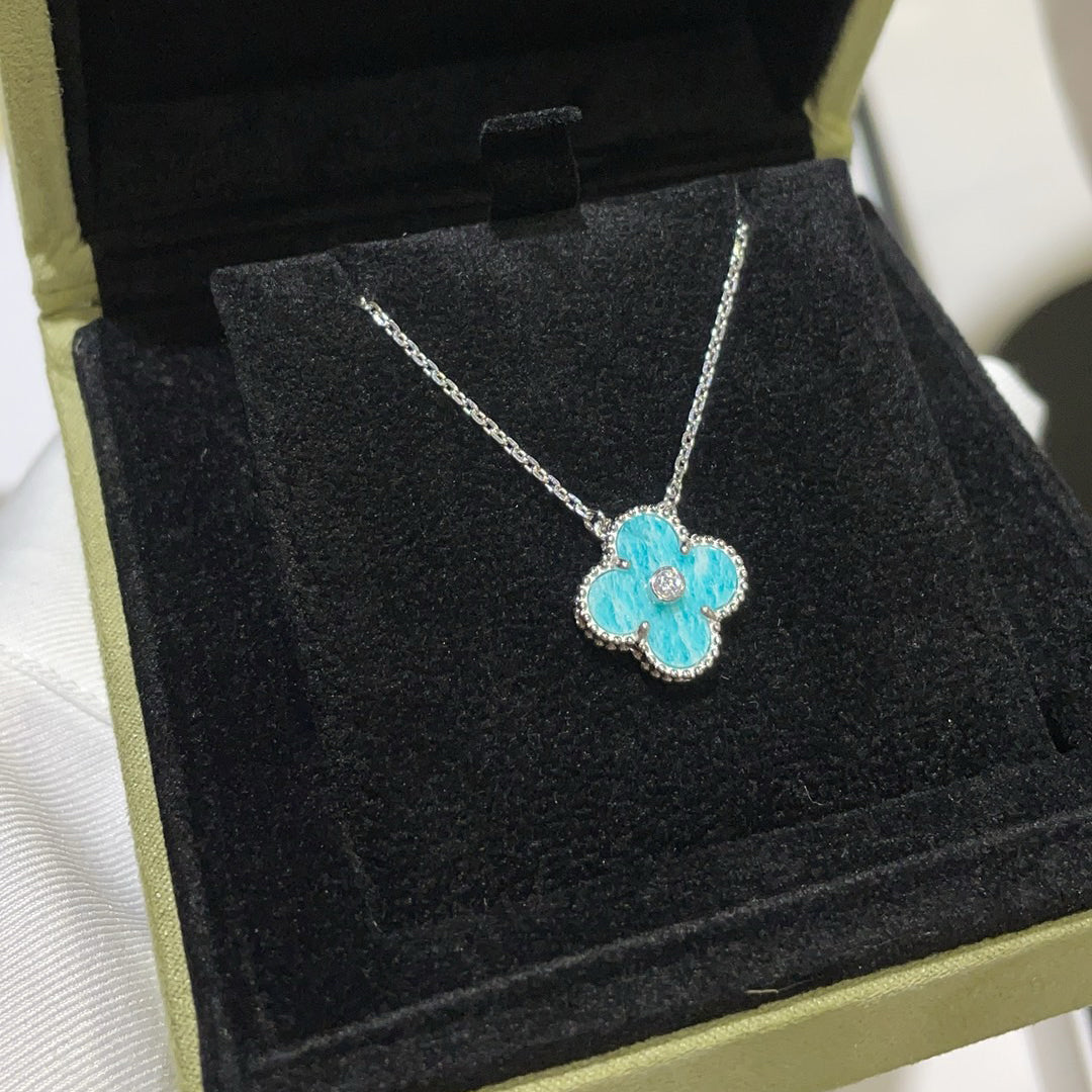 [Kincade Jewelrys]CLOVER 15MM DIAMOND SVRES PORCELAIN  NECKLACE SILVER