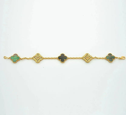 [Kincade Jewelrys] PULSERA DE DIAMANTES CON 5 MOTIVOS DE TRÉBOL EN COLOR GRIS