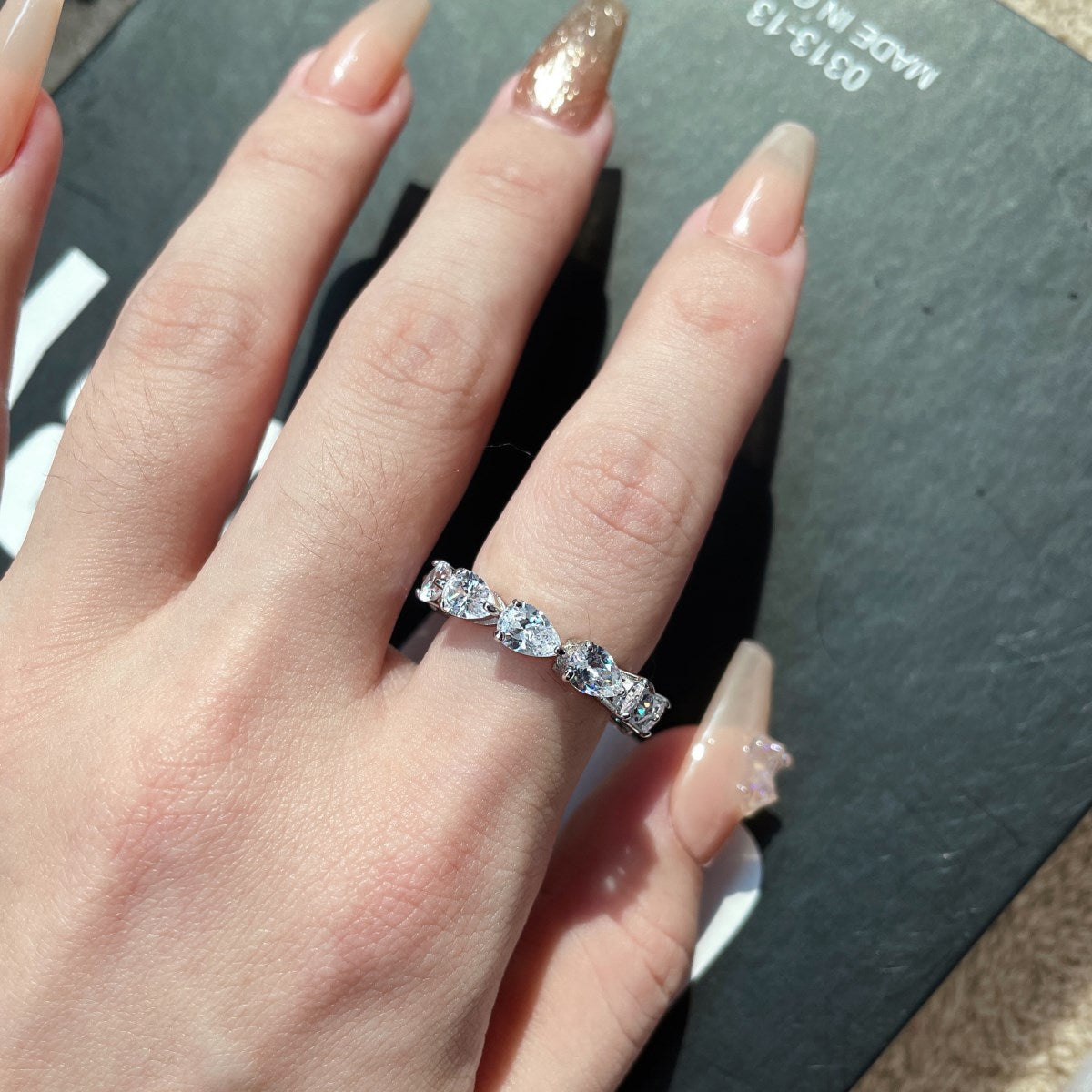 [Kincade Jewelrys]Exquisite Pear Cut Tennis Ring