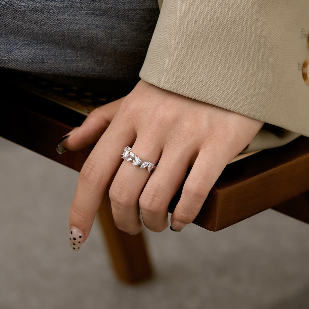 [Kincade Jewelrys]Delicate Multi Cut Ring