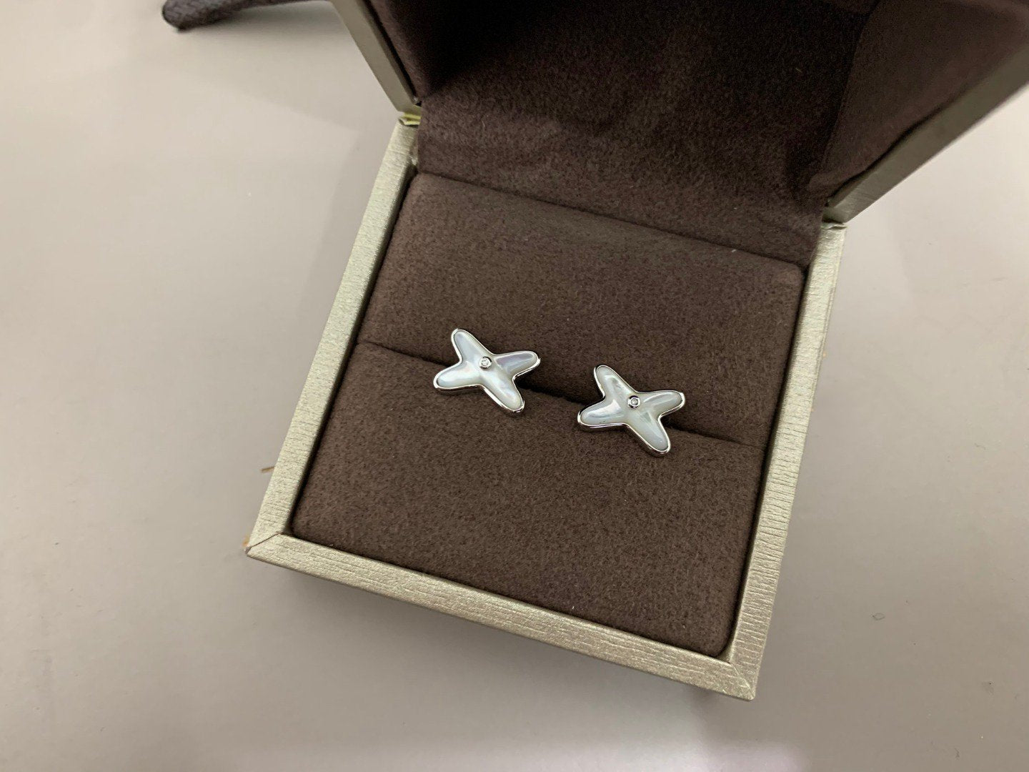 [Kincade Jewelrys]JEUX DE WHITE MOP SILVER DIAMOND EARRINGS