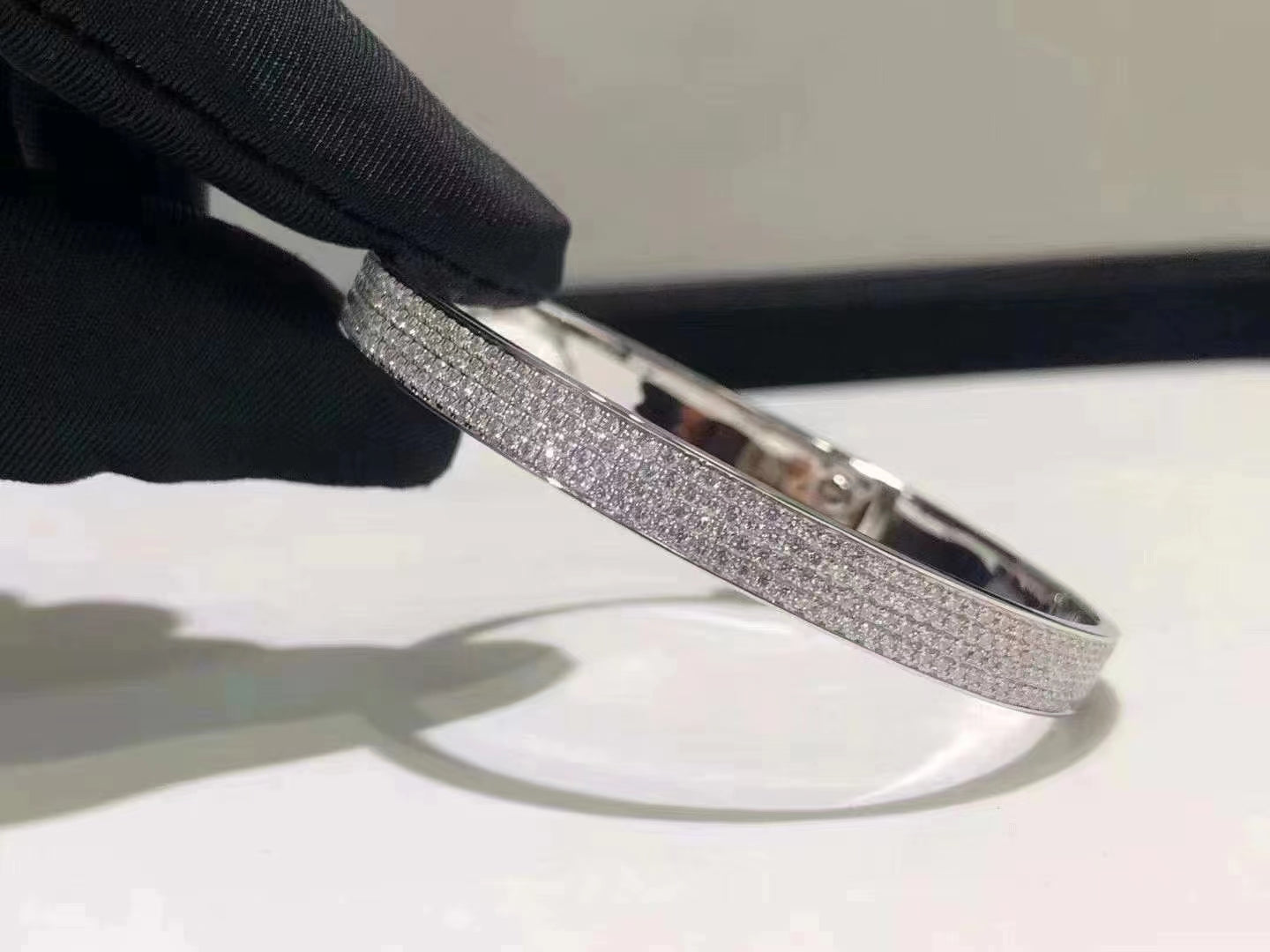 [Kincade Jewelrys] PULSERA HM KELLY EN PLATA Y PAVÉ DE DIAMANTES