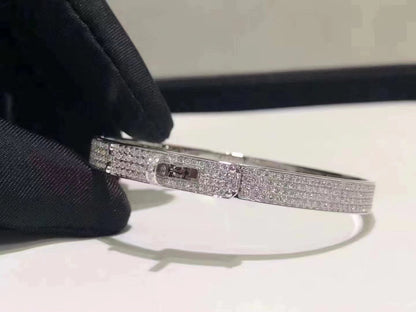 [Kincade Jewelrys] PULSERA HM KELLY EN PLATA Y PAVÉ DE DIAMANTES