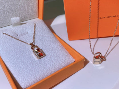 [Kincade Jewelrys]HM ADVANCED NICHE LOCK HEAD NECKLACE DIAMONDS