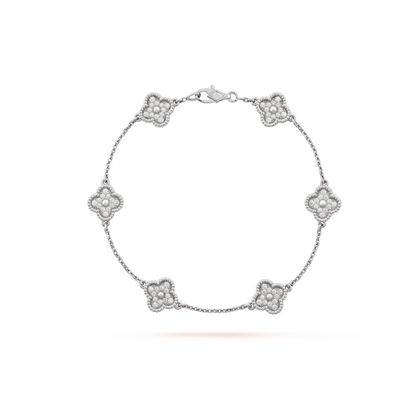 [Kincade Jewelrys] PULSERA DE PLATA CON DIAMANTES Y 6 MOTIVOS DE TRÉBOL