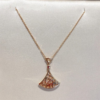 [Kincade Jewelrys] COLLAR DE ENSUEÑO EN ORO ROSA CON DIAMANTES
