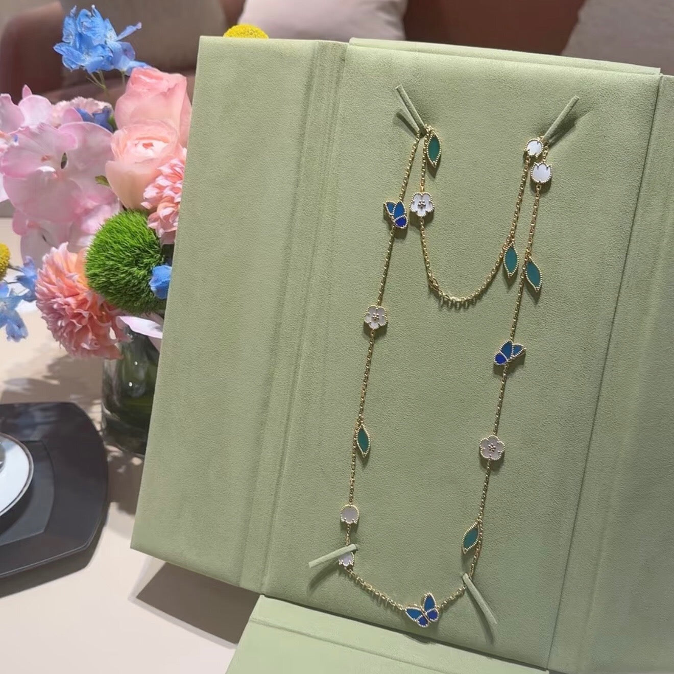 [Kincade Jewelrys] LUCKY BLUE BUTTERFLY  NECKLACE