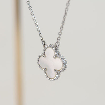 [Kincade Jewelrys]CLOVER  15MM WHITE MOTHER-OF-PEARL SILVER