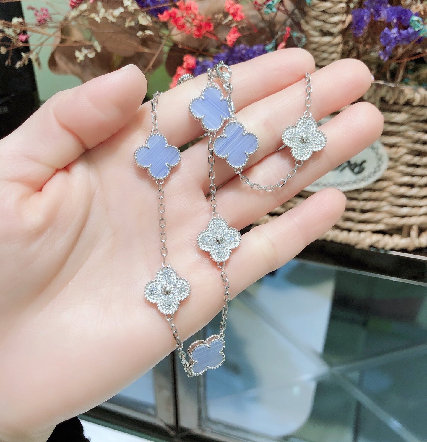 [Kincade Jewelrys]CLOVER 10 MOTIFS CHALCEDONY DIAMONDS SILVER NECKLACE