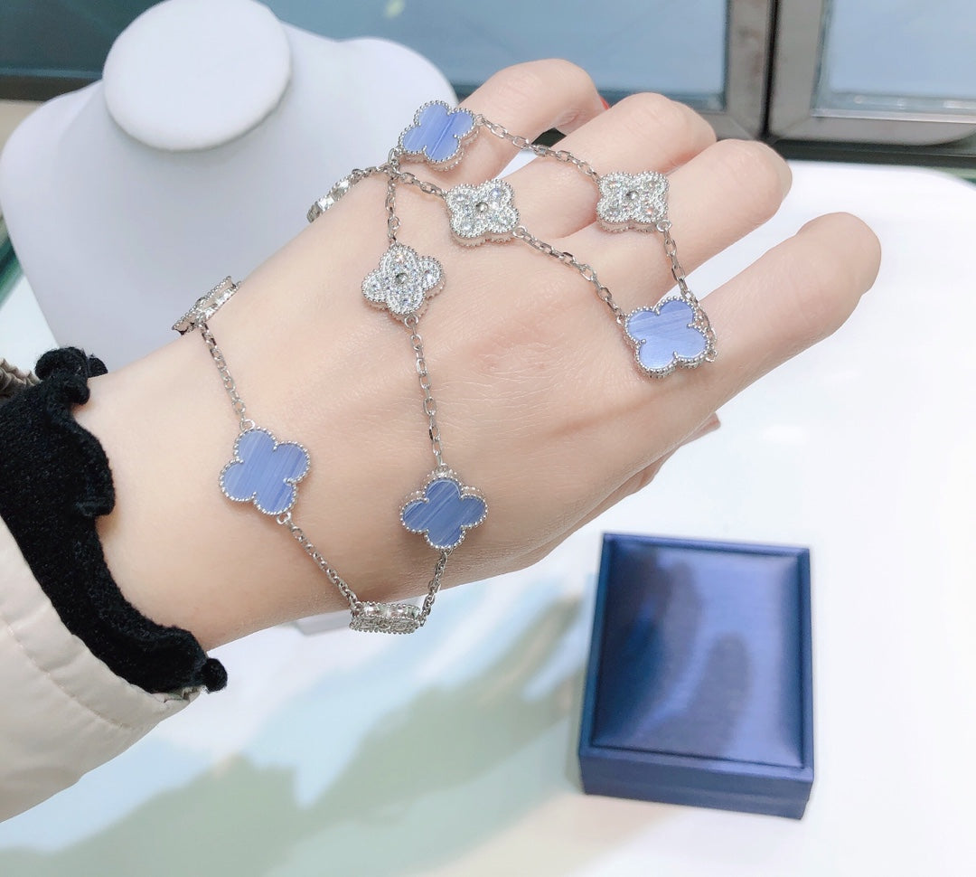 [Kincade Jewelrys]CLOVERS THE 10-MOTIFS CHALCEDONY DIAMONDS SILVER NECKLACE