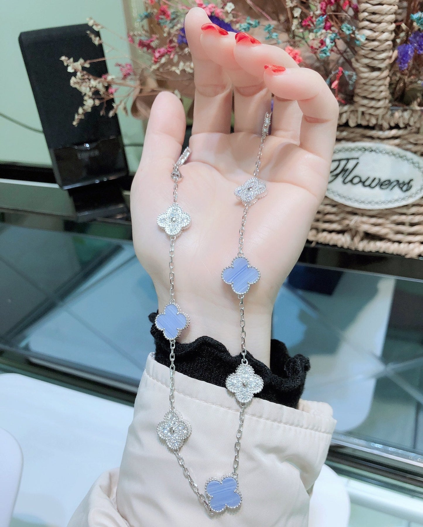 [Kincade Jewelrys]CLOVER 10 MOTIFS CHALCEDONY DIAMONDS SILVER NECKLACE