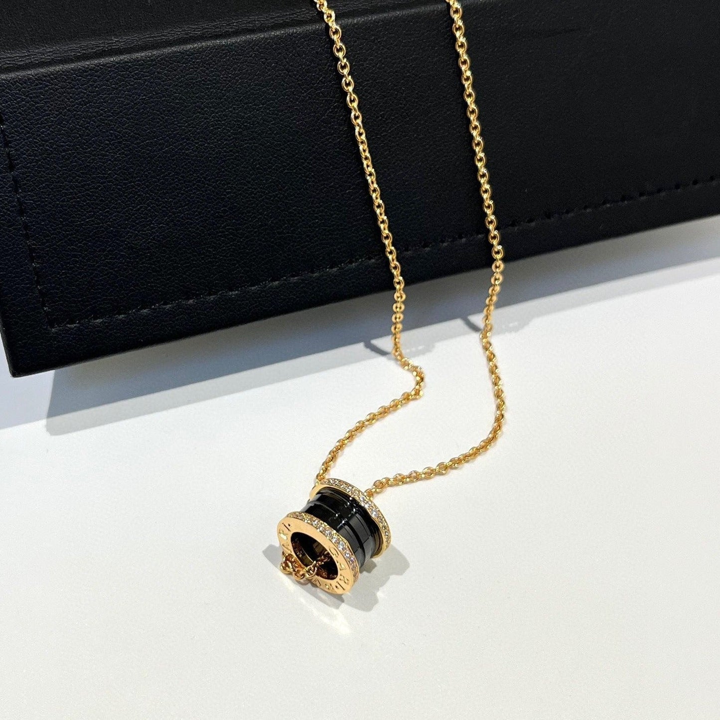 [Kincade Jewelrys]ZERO 1 BLACK CERAMIC DIAMOND PINK GOLD NECKLACE