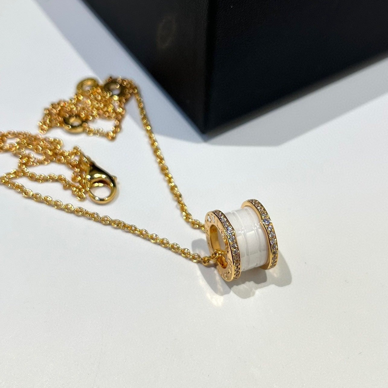 [Kincade Jewelrys]ZERO 1 WHITE CERAMIC DIAMOND PINK GOLD NECKLACE